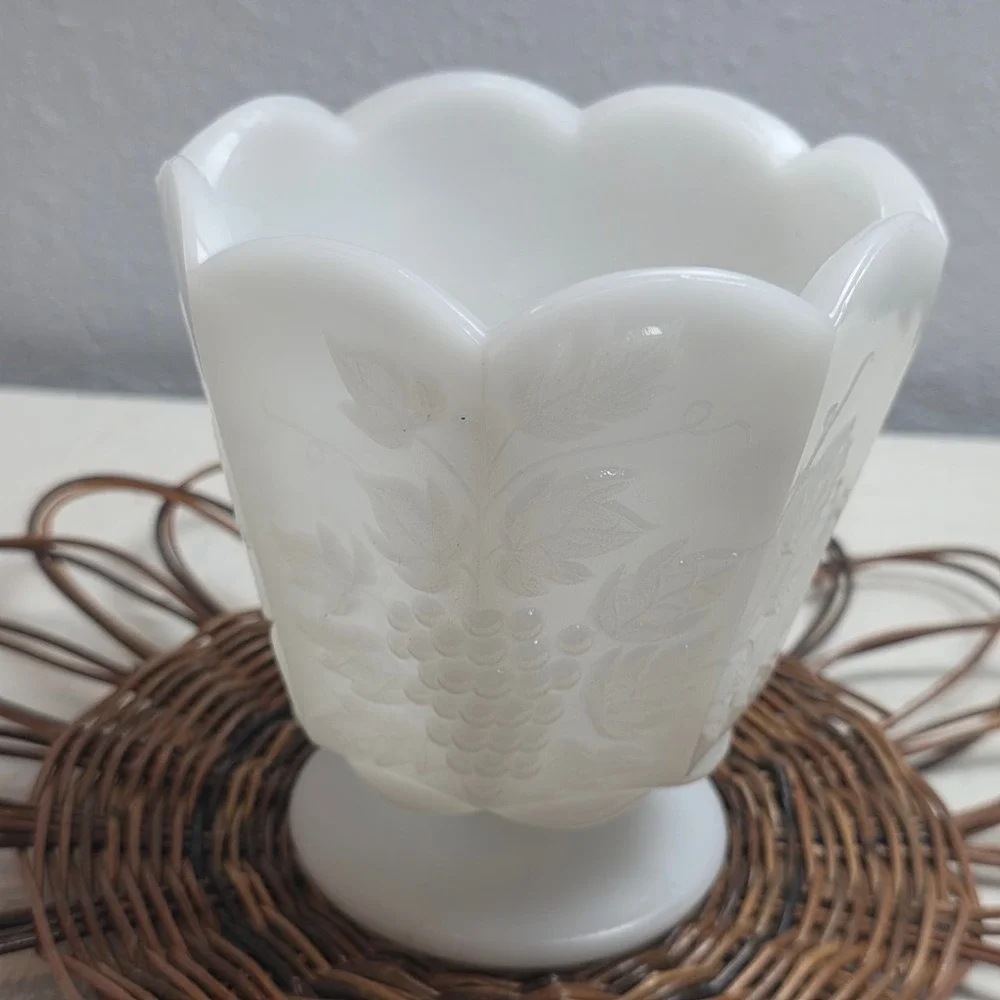 Vintage E.O. Brody Co White Milk Glass Foot Planter Grape‎ & Leaf Scalloped Rim